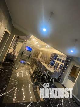 Дом 250м², 2-этажный, посуточно,