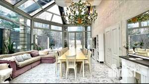 Дом 250м², 2-этажный, посуточно,