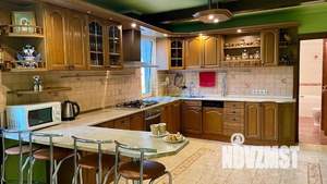 Дом 420м², 3-этажный, посуточно,