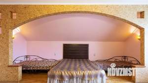 Дом 400м², 2-этажный, посуточно,