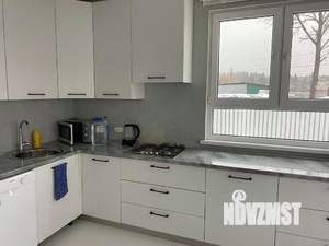 Дом 100м², 2-этажный, на длительный срок,