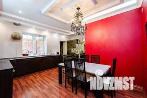 Дом 450м², 2-этажный, посуточно,