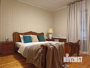 Дом 250м², 2-этажный, посуточно,