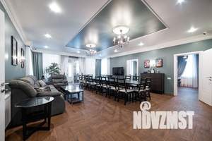 Дом 800м², 3-этажный, посуточно,