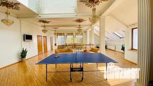 Дом 1200м², 3-этажный, посуточно,