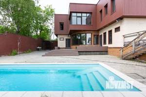 Дом 1000м², 3-этажный, посуточно,