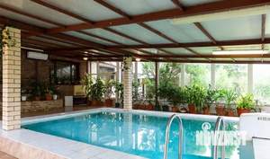 Дом 400м², 2-этажный, посуточно,