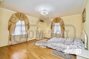 Дом 450м², 3-этажный, посуточно,