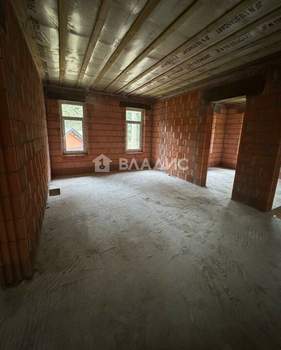 Дом 240м², 2-этажный, участок 15 сот.