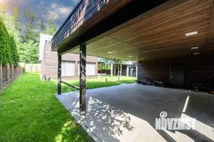 Дом 330м², 2-этажный, участок 8 сот.