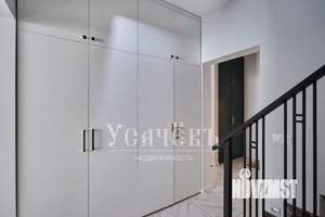 Дом 200м², 2-этажный, участок 6 сот.