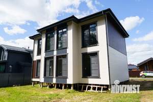 Коттедж 212м², 2-этажный, участок 7 сот.