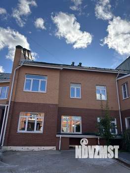 Таунхаус 210м², 3-этажный, участок 2 сот.