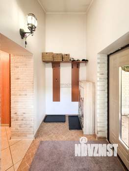 Таунхаус 207м², 3-этажный, участок 5 сот.