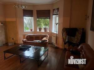 Коттедж 274м², 2-этажный, участок 15 сот.