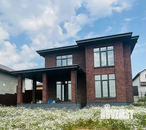 Дом 220м², 2-этажный, участок 6 сот.