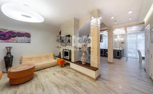 Дом 200м², 3-этажный, участок 1 сот.