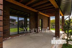 Дом 273м², 2-этажный, участок 10 сот.