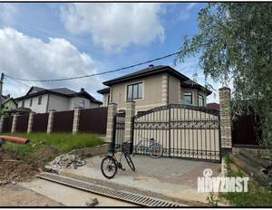 Дом 210м², 2-этажный, участок 10 сот.