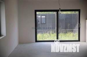 Дом 184м², 2-этажный, участок 4 сот.