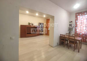 Дом 370м², 3-этажный, участок 8 сот.