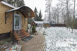 Дом 215м², 3-этажный, участок 9 сот.