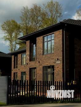 Коттедж 180м², 2-этажный, участок 7 сот.