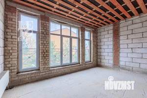 Таунхаус 160м², 3-этажный, участок 4 сот.