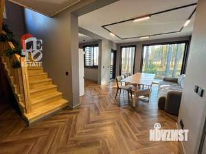 Дом 145м², 2-этажный, участок 6 сот.