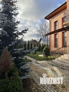 Коттедж 297м², 3-этажный, участок 7 сот.