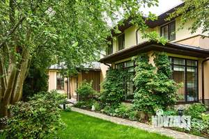 Коттедж 800м², 2-этажный, участок 64 сот.