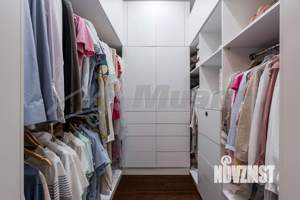 Таунхаус 300м², 3-этажный, участок 5 сот.