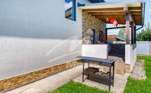 Дом 184м², 2-этажный, участок 6 сот.