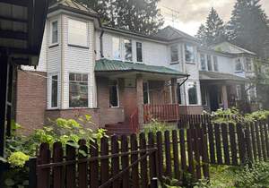 Дом 127м², 2-этажный, участок 6 сот.