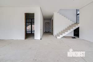 Дом 206м², 2-этажный, участок 6 сот.