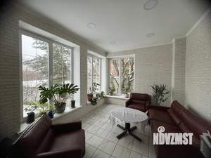 Коттедж 274м², 2-этажный, участок 15 сот.