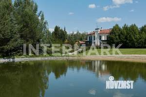 Коттедж 596м², 3-этажный, участок 200 сот.