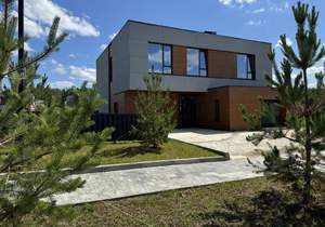 Дом 312м², 2-этажный, участок 11 сот.