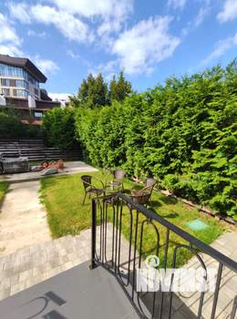 Таунхаус 330м², 2-этажный, участок 5 сот.