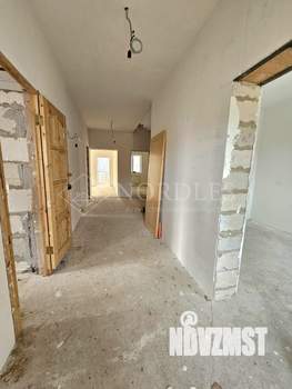 Дом 360м², 2-этажный, участок 12 сот.