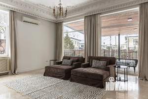 Коттедж 550м², 3-этажный, участок 14 сот.