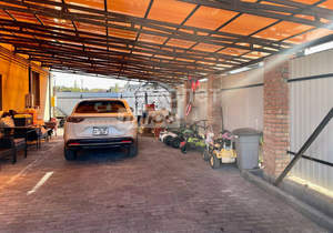 Дом 240м², 2-этажный, участок 8 сот.