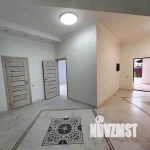 Дом 303м², 2-этажный, участок 6 сот.