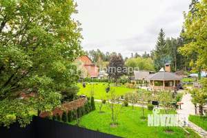 Дом 225м², 2-этажный, участок 6 сот.