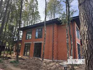 Дом 270м², 2-этажный, участок 9 сот.