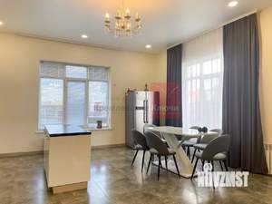 Дом 239м², 2-этажный, участок 6 сот.