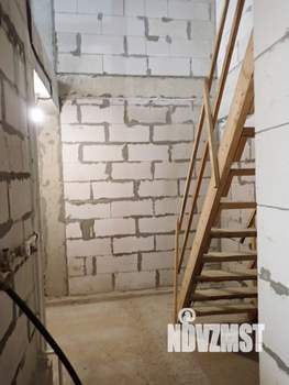 Таунхаус 130м², 3-этажный, участок 1 сот.