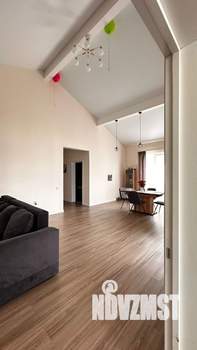 Дом 163м², 1-этажный, участок 7 сот.