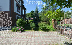 Дом 350м², 3-этажный, участок 15 сот.