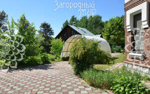 Дом 350м², 3-этажный, участок 15 сот.